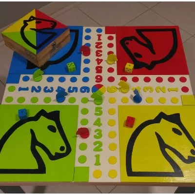 Table de jeu de petits chevaux