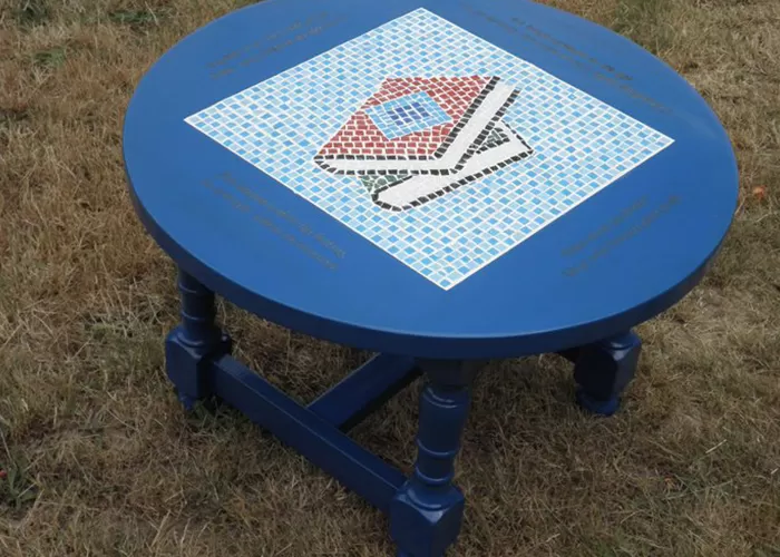 Table basse pour une bibliothèque