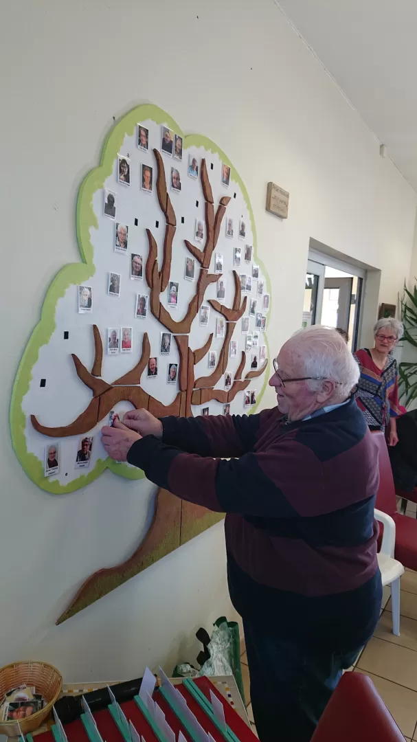 Arbre de vie et Qui Est-ce au foyer logement de Pouancé, image 3